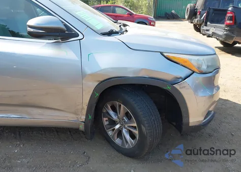 2016 Toyota Highlander Le Plus V6 из США, поврежденный, VIN 5TDBKRFH4GS299407